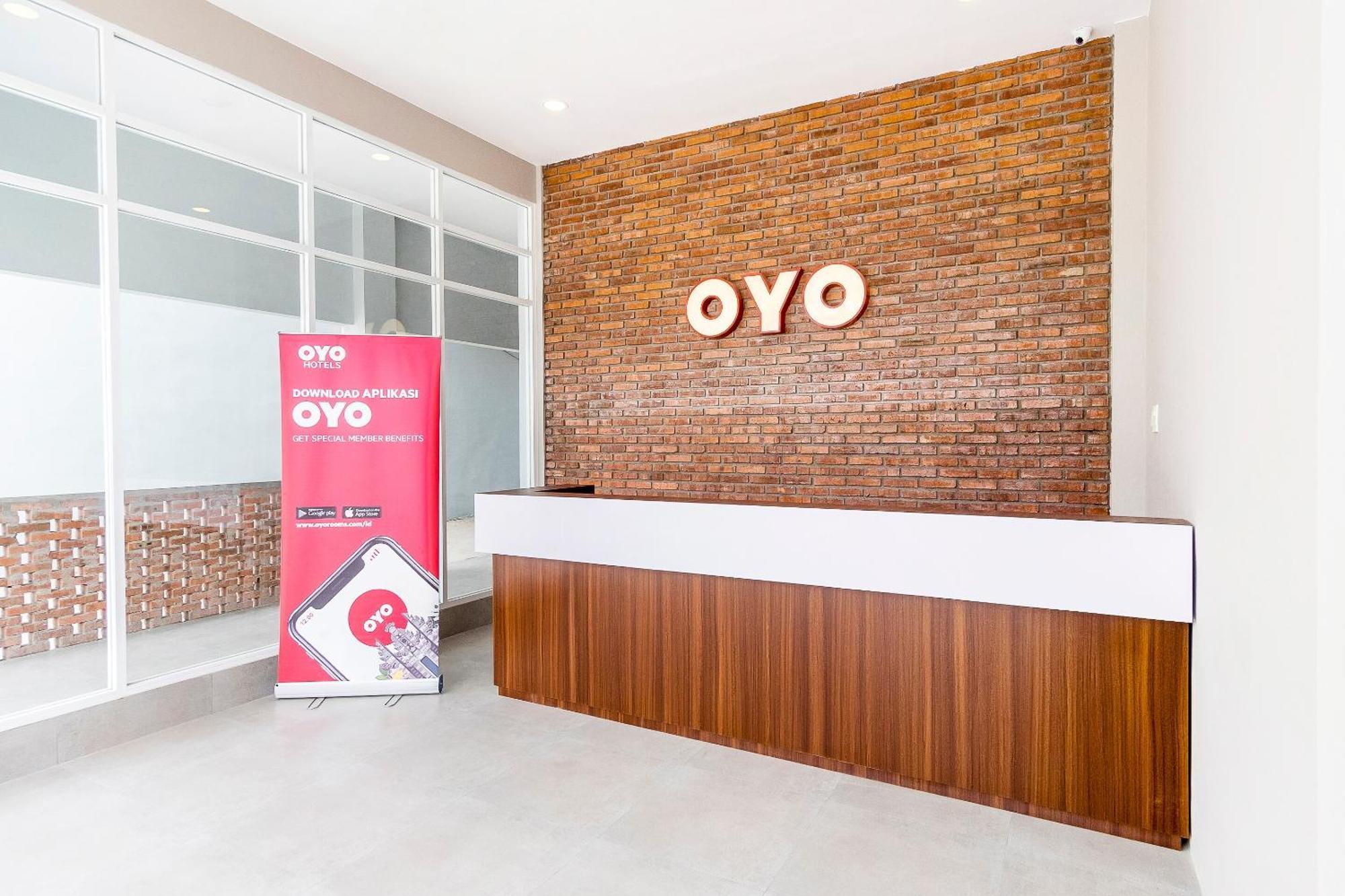 Super Oyo 360 Mangaan Residence Medan Buitenkant foto