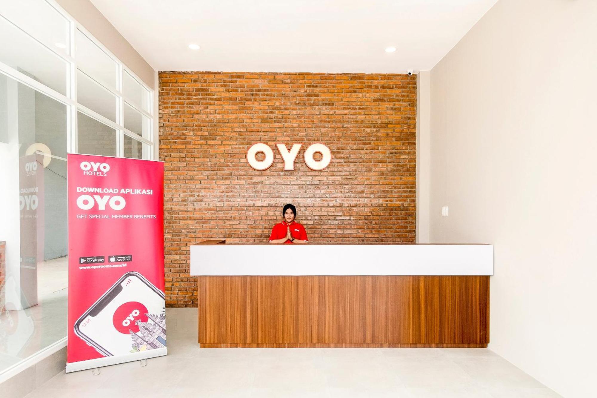 Super Oyo 360 Mangaan Residence Medan Buitenkant foto