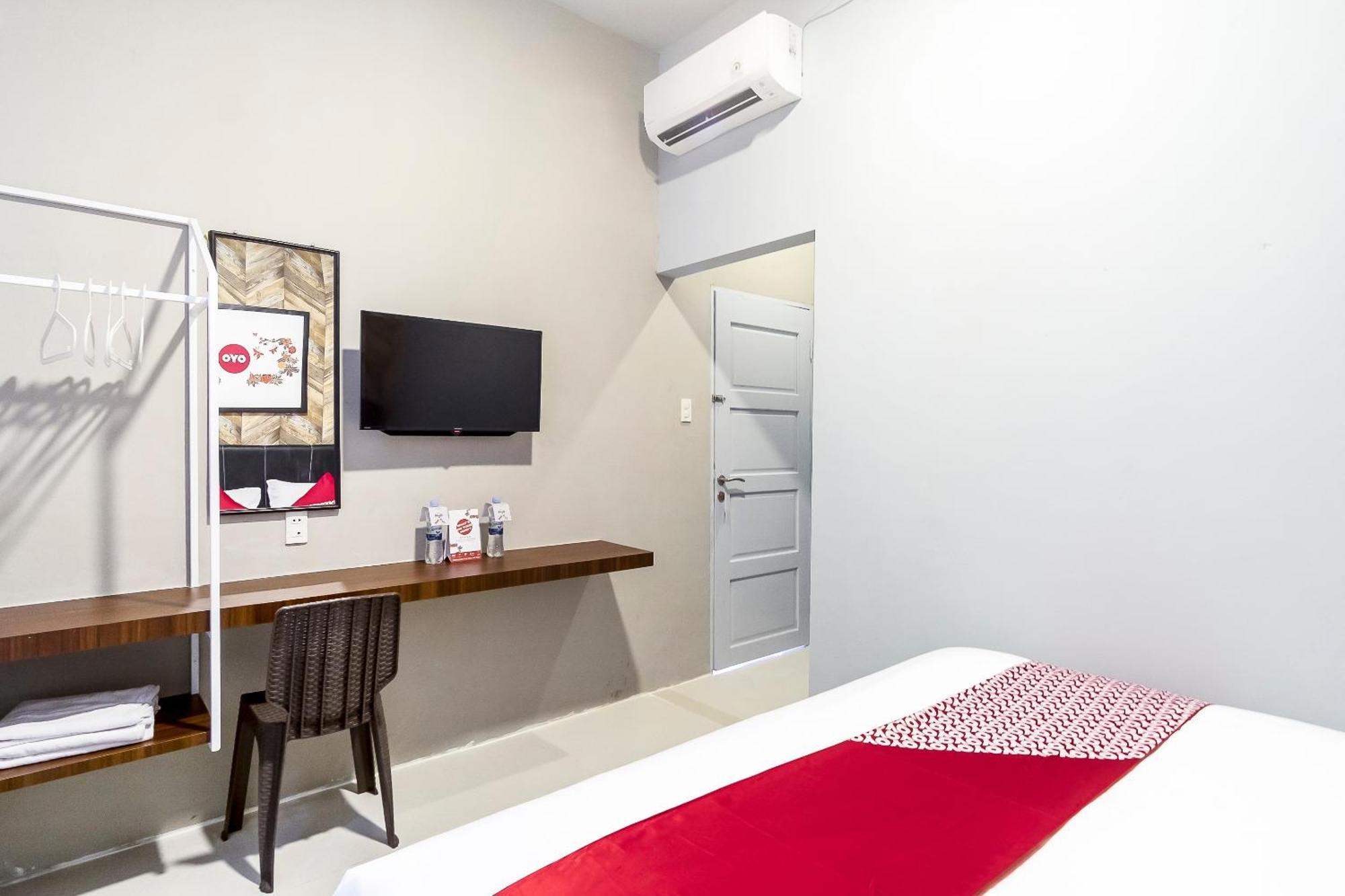 Super Oyo 360 Mangaan Residence Medan Buitenkant foto