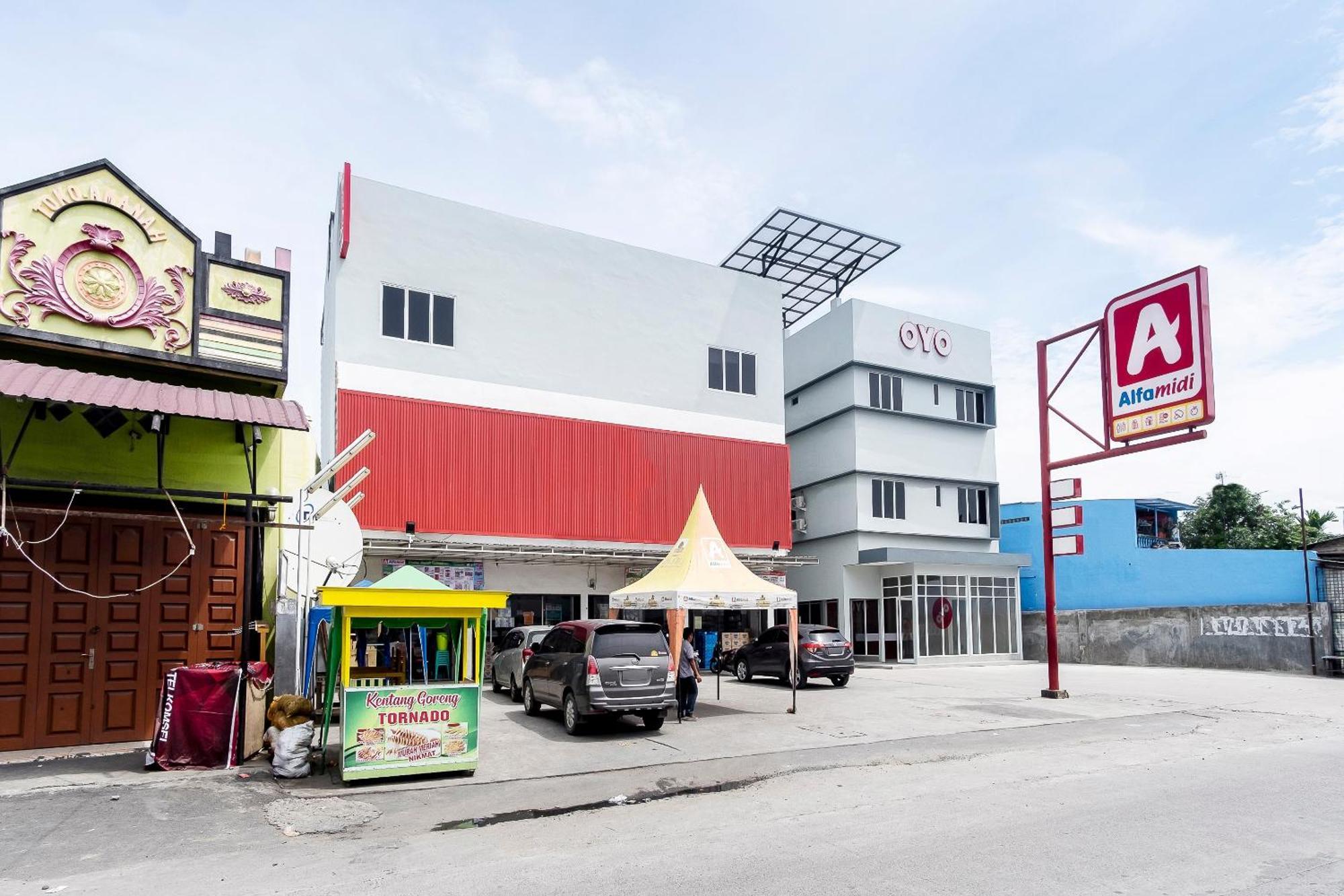 Super Oyo 360 Mangaan Residence Medan Buitenkant foto